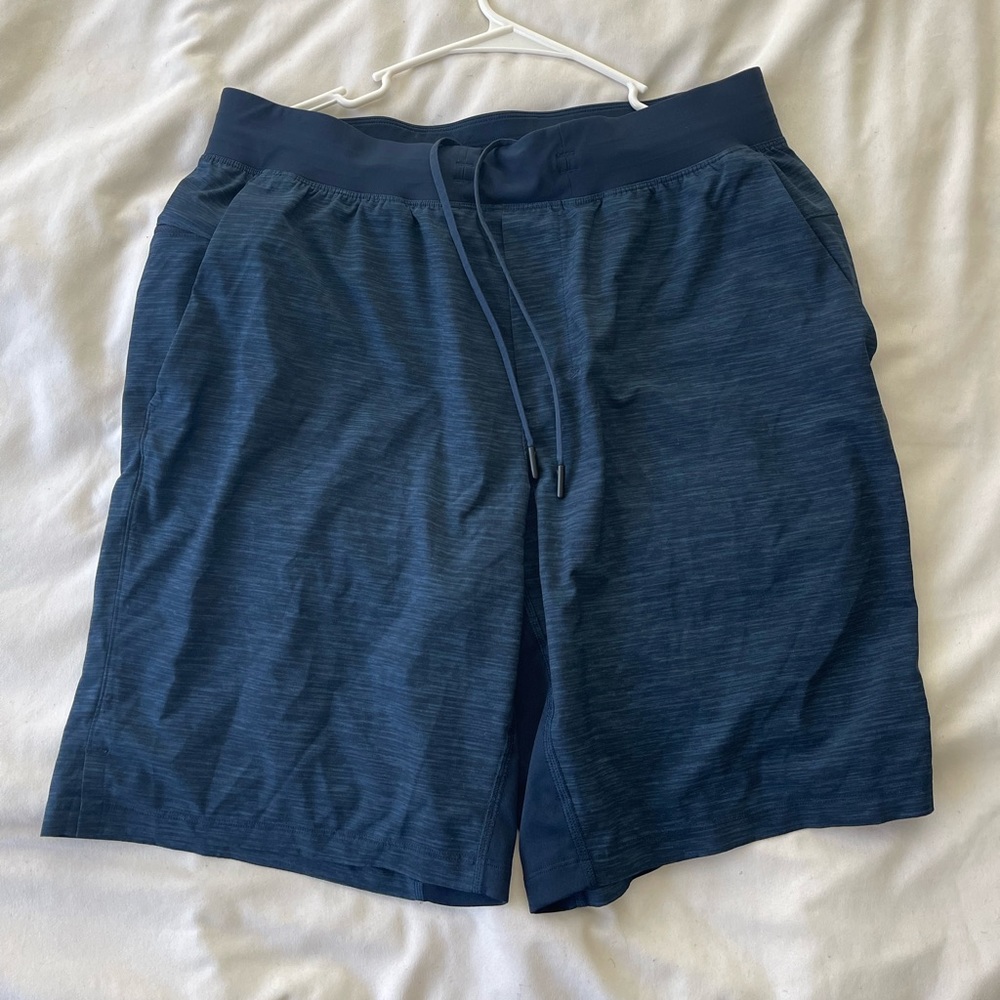 Lululemon pace breaker linerless 9” Size Large Navy